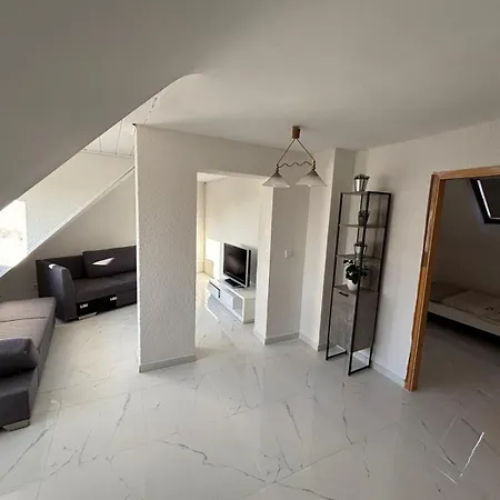 Benk 24h Nr 3 Perfekt Fuer Bis Zu 6 Personen