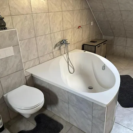 Benk 24h Nr 3 Perfekt Fuer Bis Zu 6 Personen *