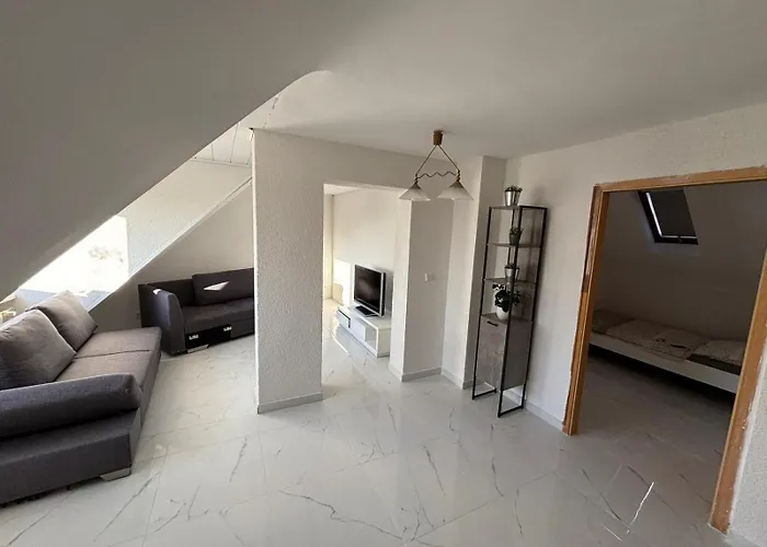 Benk 24h Nr 3 Perfekt Für Bis Zu 6 Personen