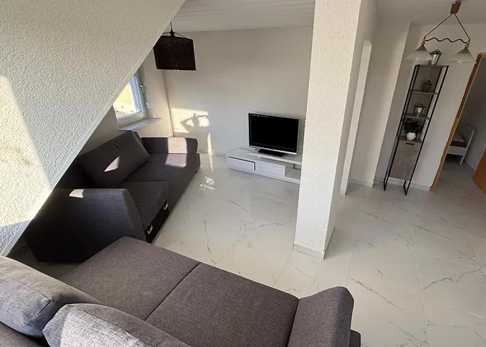 Benk 24h Nr 3 Perfekt Für Bis Zu 6 Personen Hofheim am Taunus